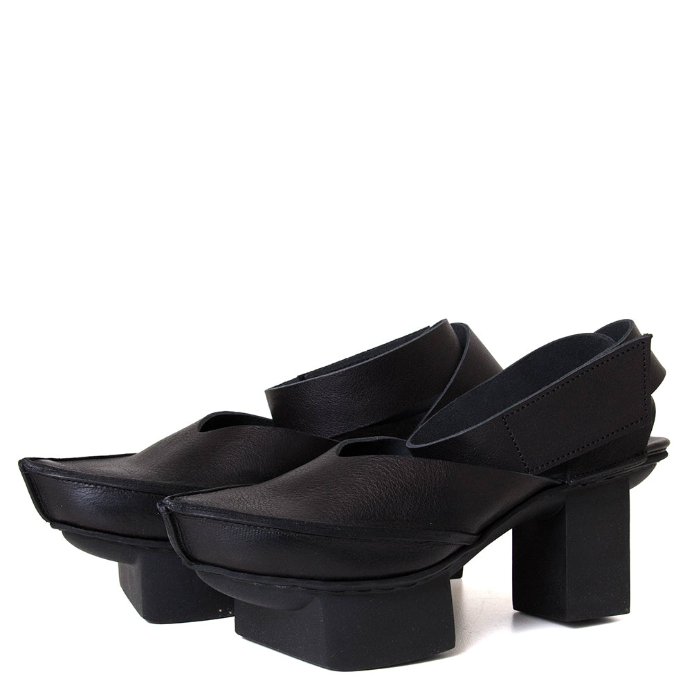 Aerial Women's Leather Shoe