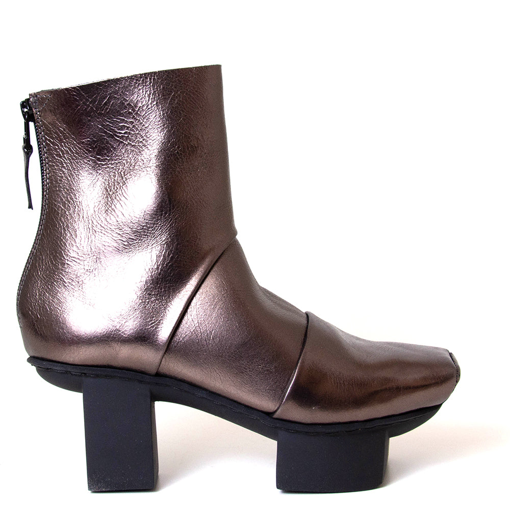 Challenge Platform Leather Ankle Boot