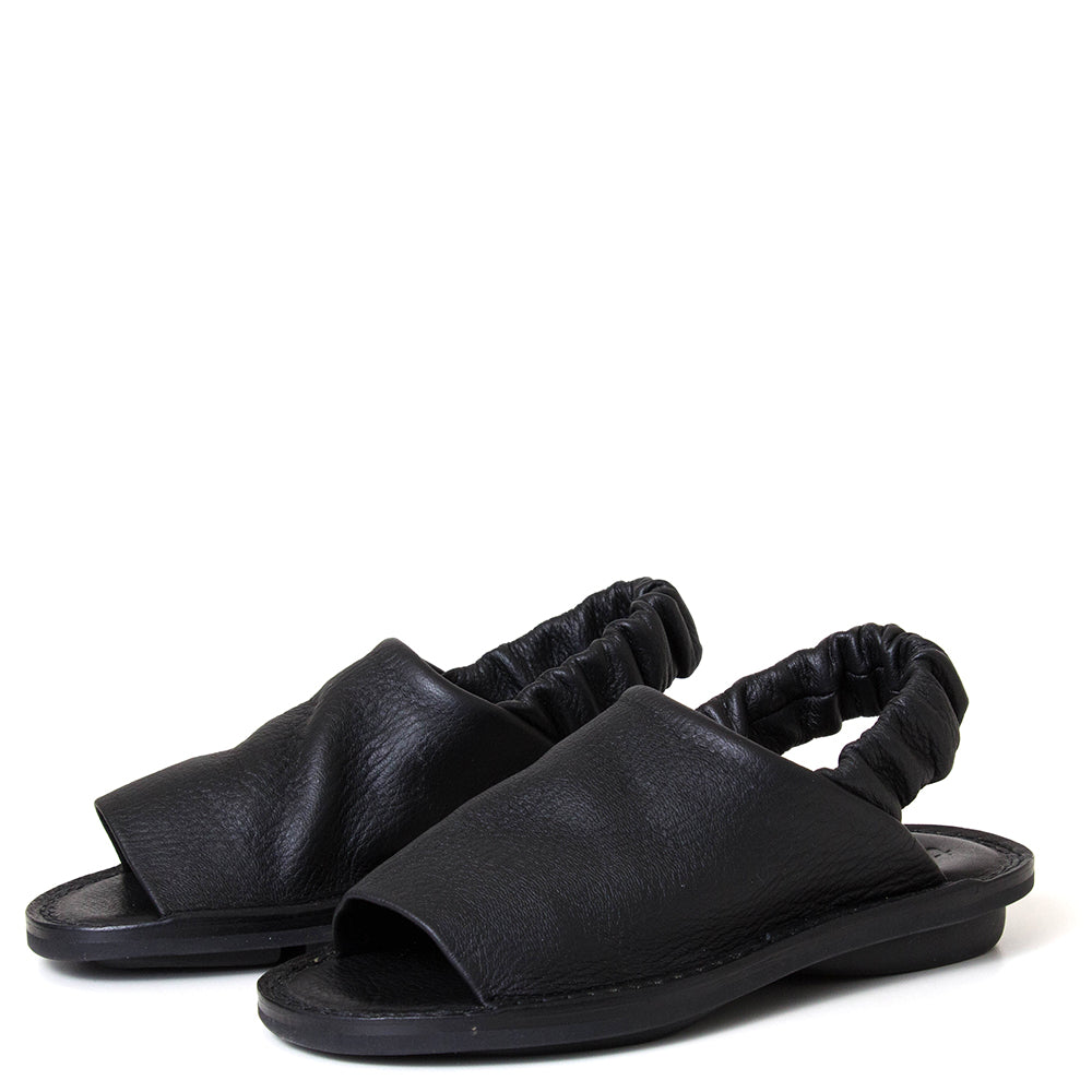 Nudge Women's Leather Sandal