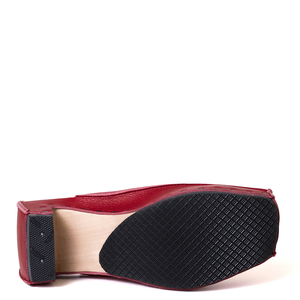 Rugged Women's Leather Clog