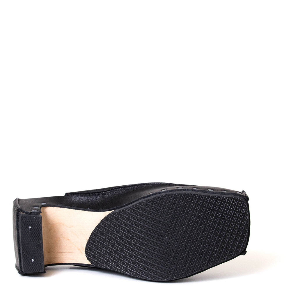 Rugged Women's Leather Clog