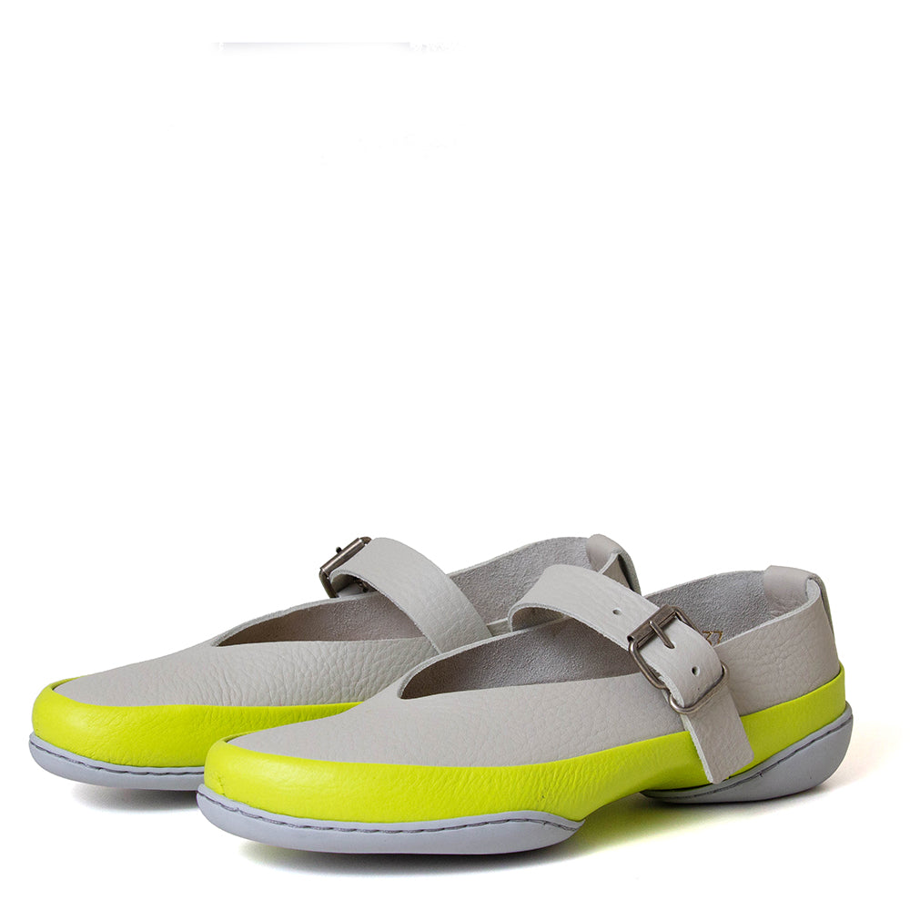 Surface Women's Leather Shoe