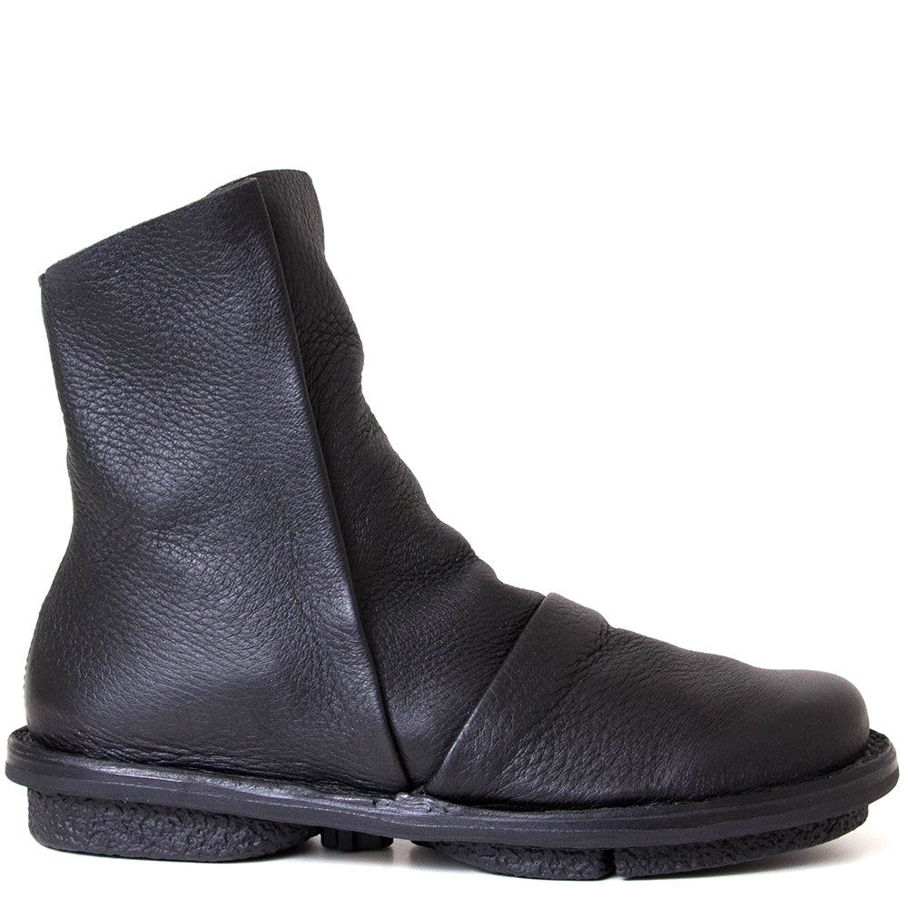 Trippen Vector. Women's black leather ankle boot. Made in Germany.