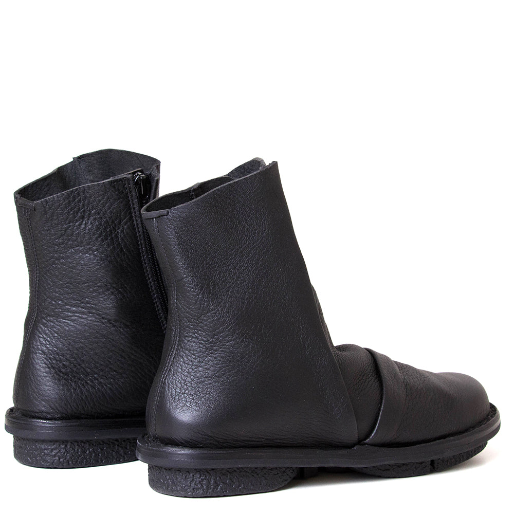 Trippen Vector. Women's black leather ankle boot. Made in Germany.