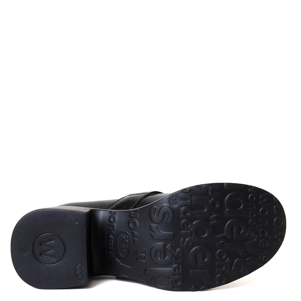 Banosa Women's Platform Leather Mary Jane