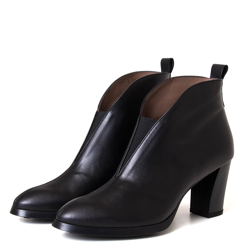 Ecija Women's Leather Boot