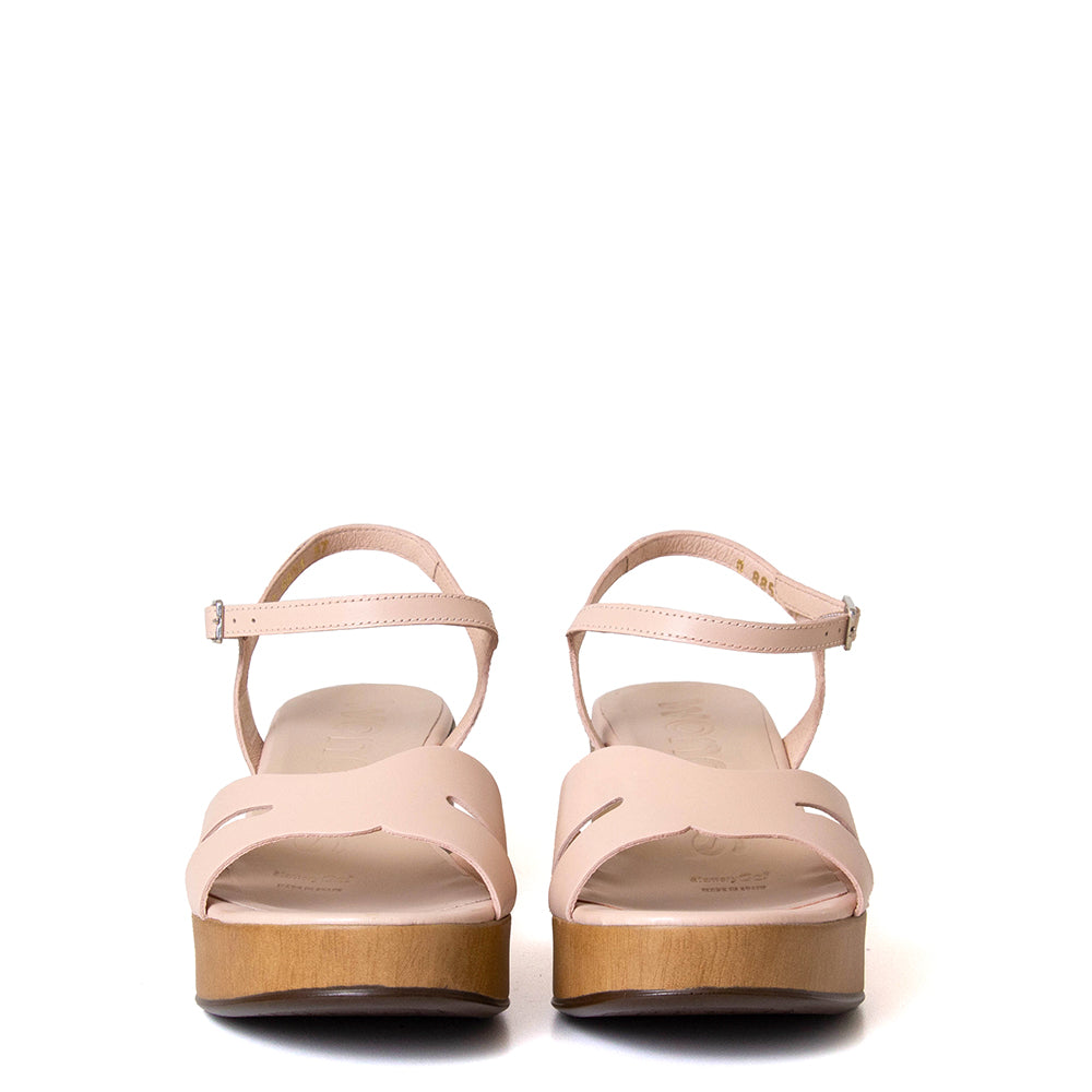 Izzy Women's Leather Sandal