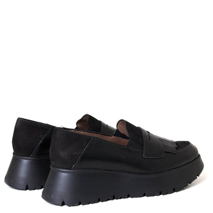 Wonders C-7312 Medianoche. Women's 2" platform black leather loafer.