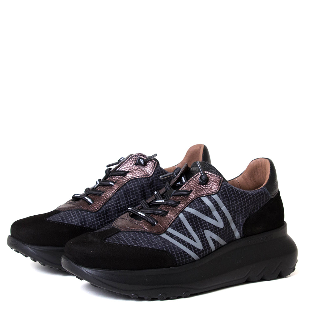 Nebula Women's Leather Sneaker