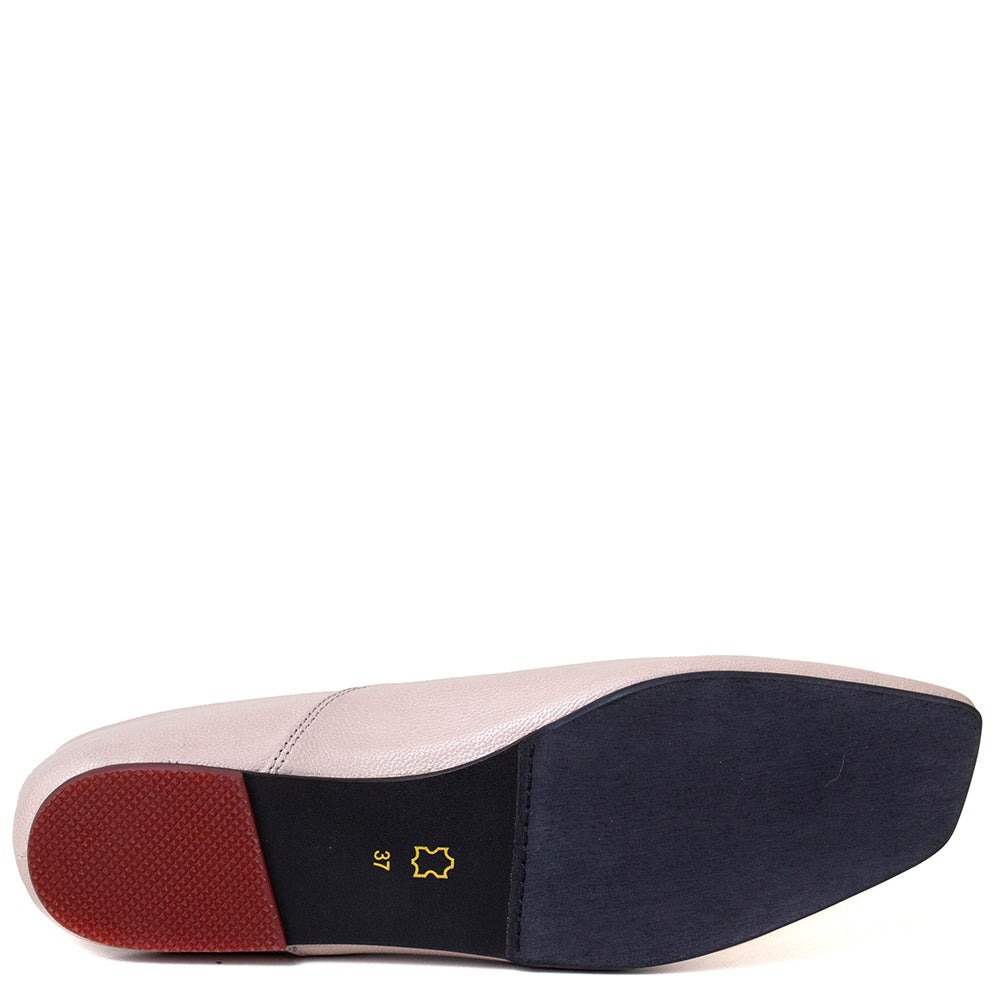 Jin Women's Leather Slip-on Shoe