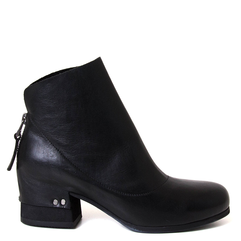 Steady Women's Leather Boot