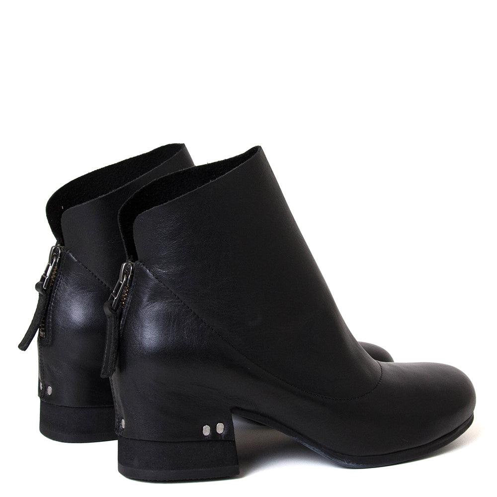 Steady Women's Leather Boot
