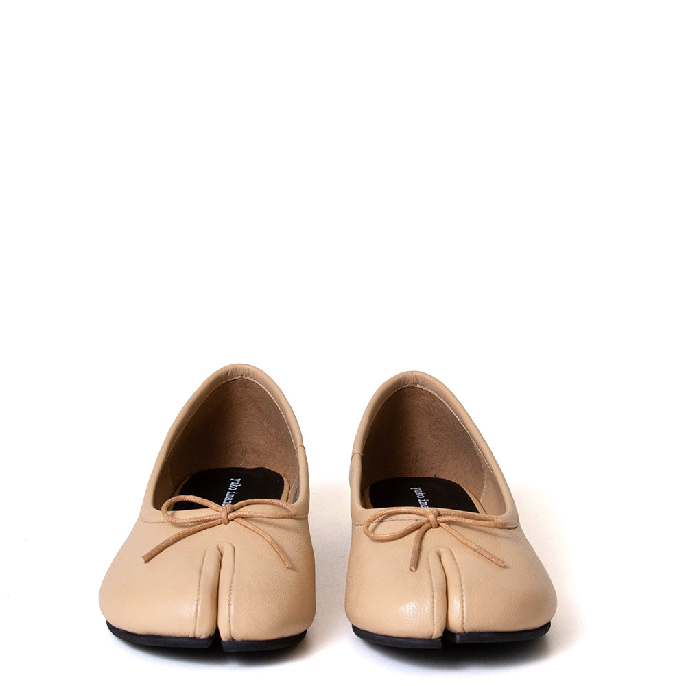 Taeko Women's Leather Ballerina Flat