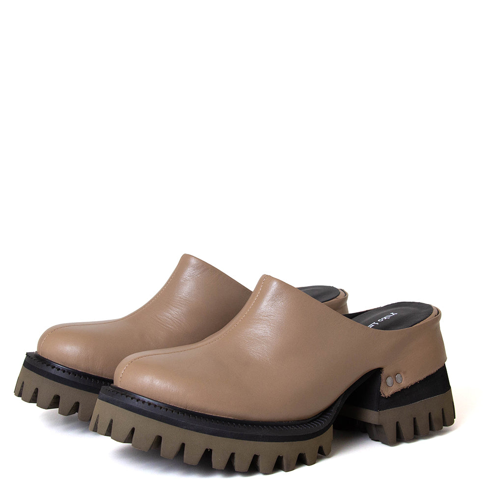 Ryu Women's Platform Leather Mule