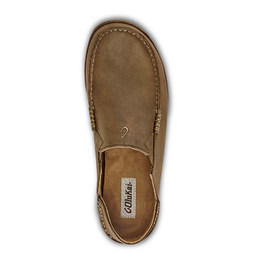 Olukai Moloa. Men's slip-on shoe in brown waxed nubuck leather. Above view.