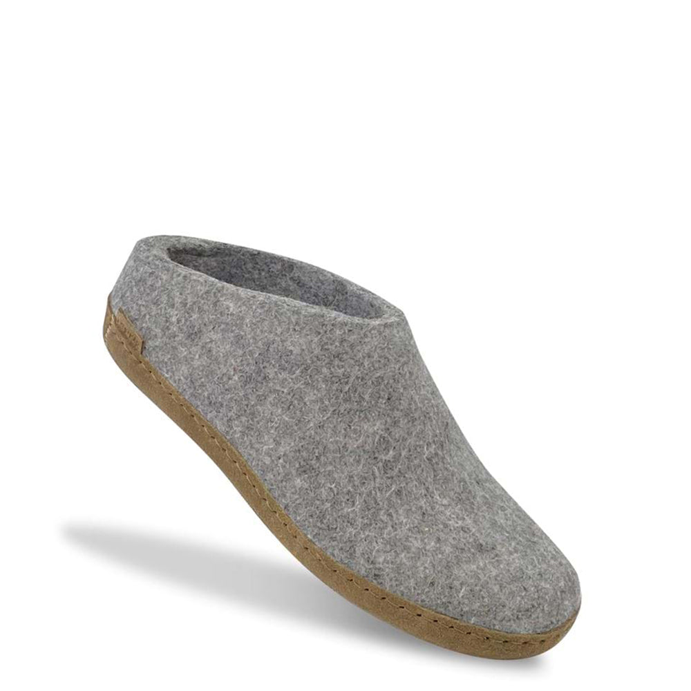 Glerups Slip On. Unisex 100% grey wool slipper. Made in Romania. 3/4 floating view.