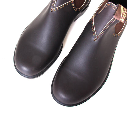 Blundstone 500. Men's Chelsea boot in stout brown leather. Above view.