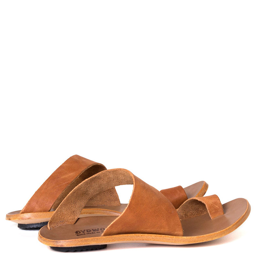 Cydwoq Thong , Hillary Sandal Tan leather single strap and toe ring. Made in California. Back view, pair.