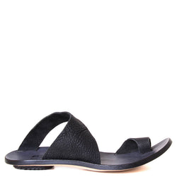 Cydwoq Thong , Hillary Sandal Black leather single strap and toe ring. Made in California. Side view.