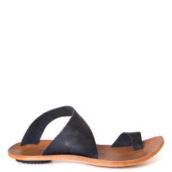 Cydwoq Thong , Hillary Sandal Black leather single strap and toe ring. Made in California. Side view.