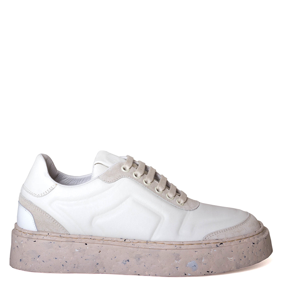 OA non-fashion A55 Kayla. Women's sneaker in white leather.