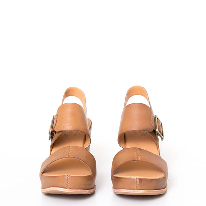 Kork-Ease San Carlos. Women's platform wedge sandal in brown leather. Front pair view.