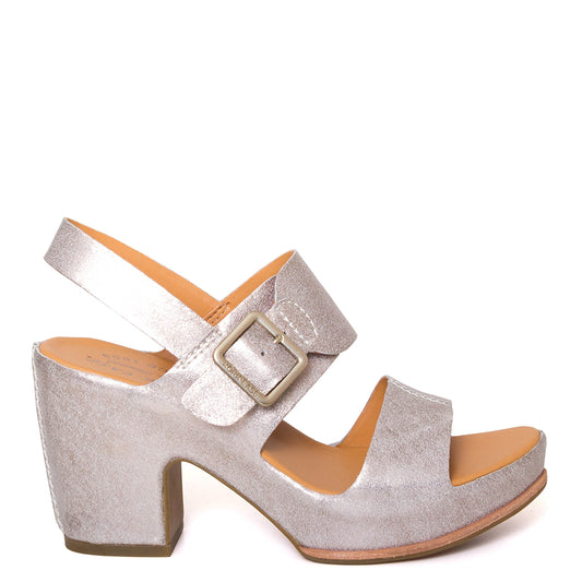 Kork-Ease San Carlos. Women's platform wedge sandal in gold leather. Side view.