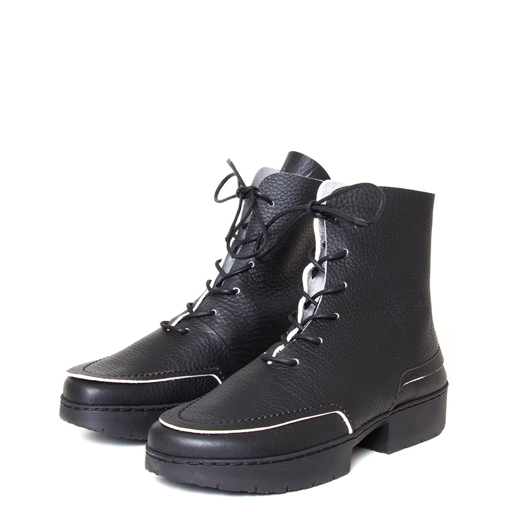 Trippen Debate. Women's lace-up platform leather boot in black leather ...