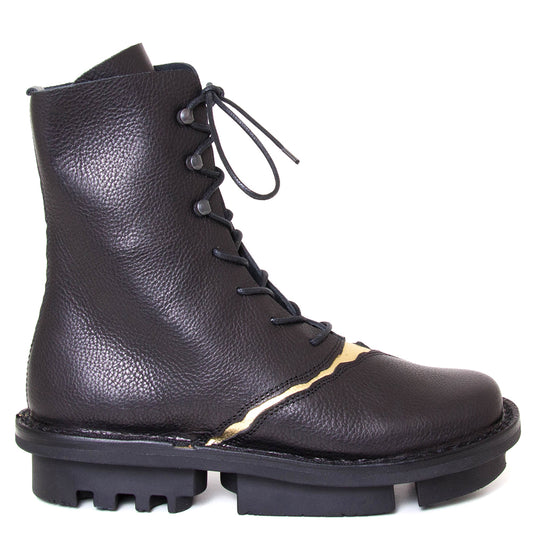 Trippen Kintsugi. Women's platform combat ankle boot in black leather. Made in Germany. Side view.