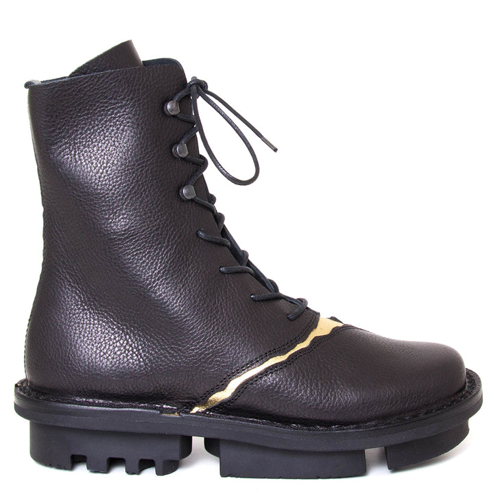 Trippen Kintsugi. Women's platform combat ankle boot in black leather. Made in Germany. Side view.