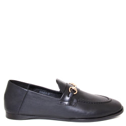 Yuko Imanishi + Hatsue 791043. Women's leather loafer in black leather. Side view.